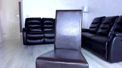 Media: ingridblondy94 Chaturbate 2023-12-19 11:48:00