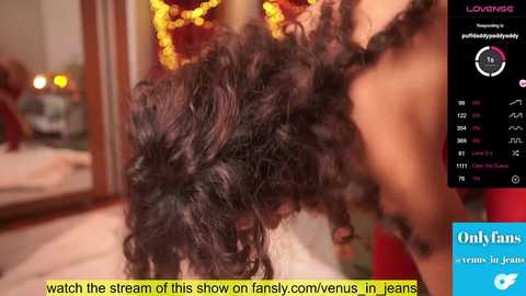 Media: venus_in_jeans Chaturbate 2023-12-19 18:29:00
