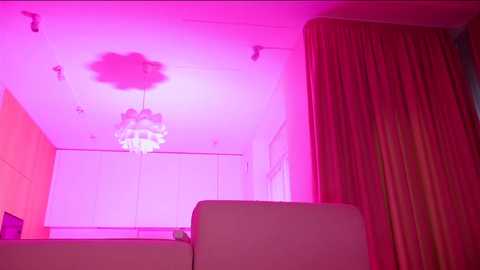 Media: aveksmr Chaturbate 2023-12-20 08:36:00