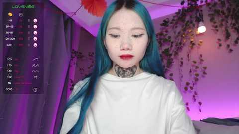 Media: le_chan Chaturbate 2023-12-20 18:33:00