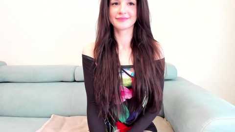 Media: elaanna Chaturbate 2023-12-21 09:00:00