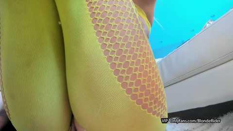 Media: blonde_riderxxx Chaturbate 2023-12-23 05:52:00