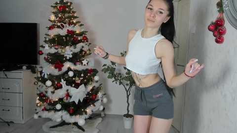 Media: dirtygirls99 Chaturbate 2023-12-23 06:36:00