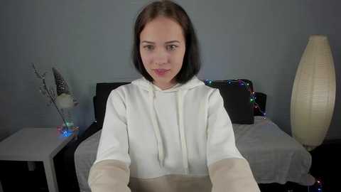 emma_wonderland @ chaturbate on 20231223