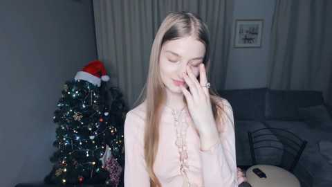 Media: _magic_smile_ Chaturbate 2023-12-24 20:11:00