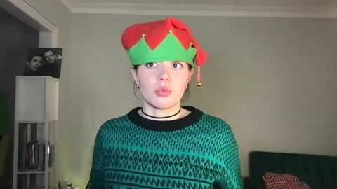 Media: littlesugarpea Chaturbate 2023-12-24 02:36:00