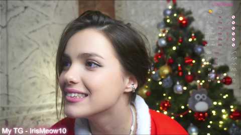 Media: emiliacourtney Chaturbate 2023-12-25 20:08:00