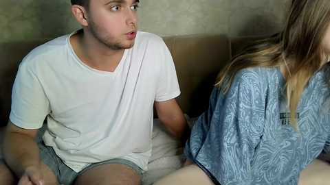 Media: eva_calvin Chaturbate 2023-12-25 13:05:00