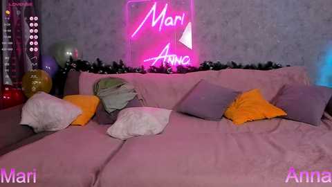 mari__anna @ chaturbate on 20231225