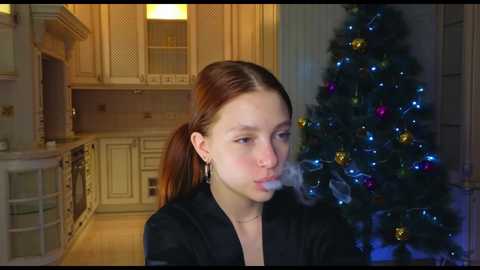 Media: shirleywhitney Chaturbate 2023-12-26 01:39:00