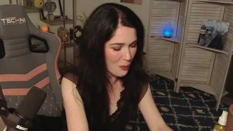 Media: evelynclaire Chaturbate 2023-12-28 05:50:00