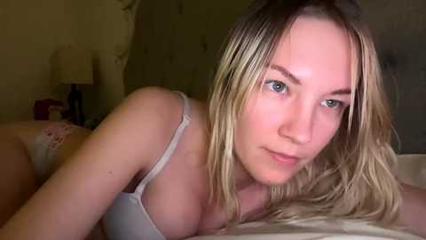 Media: x_dreamgirl_x Chaturbate 2023-12-28 06:53:00