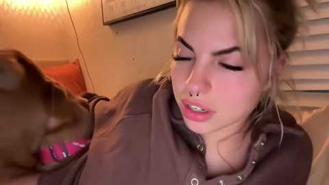 Media: cxbraj Chaturbate 2023-12-29 09:48:00