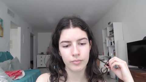Media: frenchava Chaturbate 2023-12-29 18:16:00