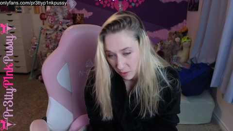 Media: pr3ttyp1nkpussy Chaturbate 2023-12-30 03:26:00