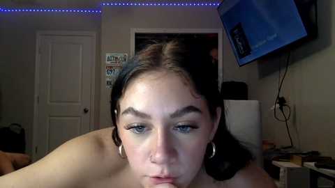 Media: taylorvipxxx Chaturbate 2023-12-30 07:48:00