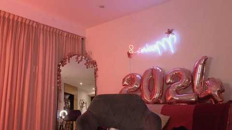 Media: maxine_8 Chaturbate 2023-12-31 02:35:00