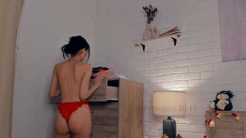 Media: riskyproject Chaturbate 2023-12-31 02:37:00