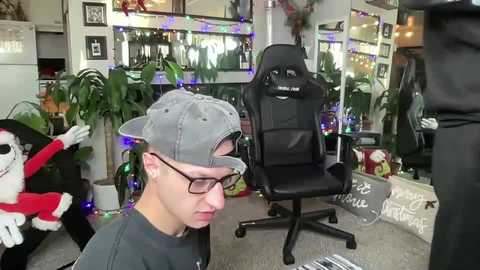 Media: trystoph Chaturbate 2024-01-01 14:48:00