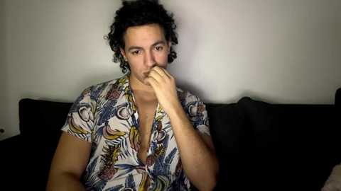 chulo33333 @ chaturbate on 20240102