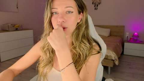 Media: lenamuti Chaturbate 2024-01-02 14:04:00