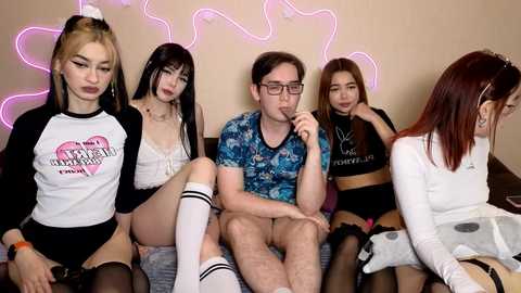 Media: nickanny Chaturbate 2024-01-02 15:36:00
