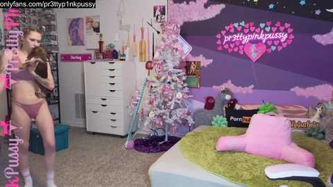 Media: pr3ttyp1nkpussy Chaturbate 2024-01-02 05:50:00