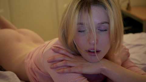 Media: ellaa91 Chaturbate 2024-01-05 15:46:00