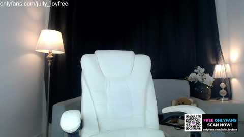 Media: jully_lov Chaturbate 2024-01-05 18:42:00