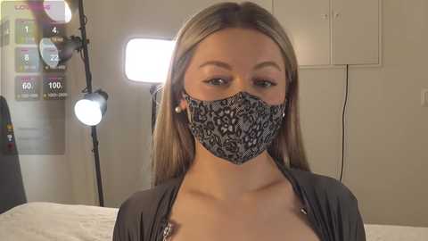 Media: blondehottiek Chaturbate 2024-01-06 12:40:00