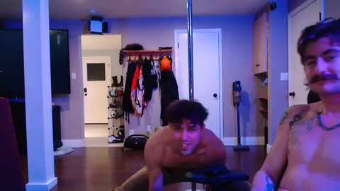 ryanrailer @ chaturbate on 20240106