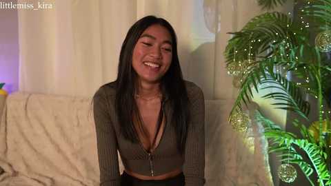 Media: littlemiss_kira Chaturbate 2024-01-08 07:41:00