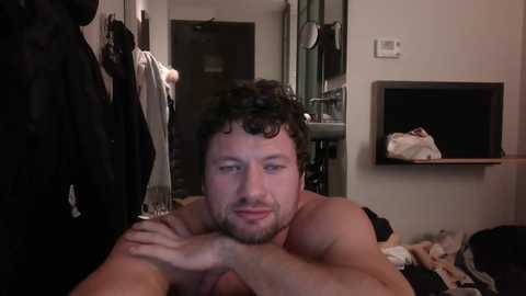 Media: sylvieandjames147 Chaturbate 2024-01-08 09:38:00