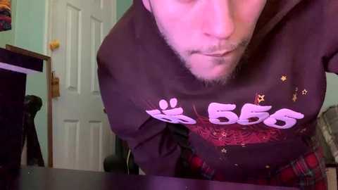 Media: wentbrokeonstrippers Chaturbate 2024-01-08 16:10:00