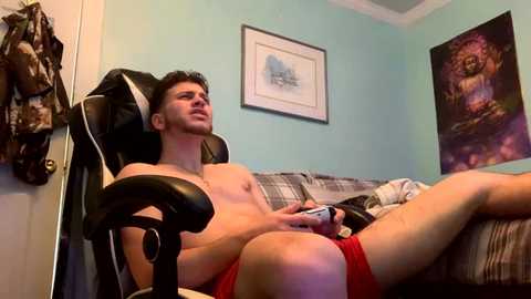 Media: wentbrokeonstrippers Chaturbate 2024-01-08 19:17:00