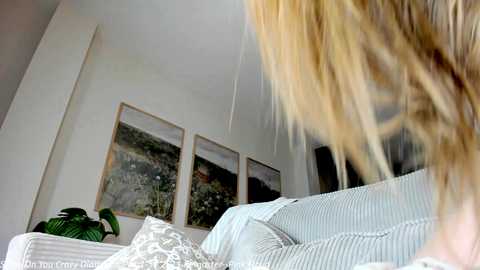Media: x_lily_x Chaturbate 2024-01-09 22:53:00