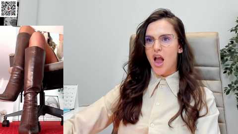 Media: legswattitude Chaturbate 2024-01-10 16:34:00