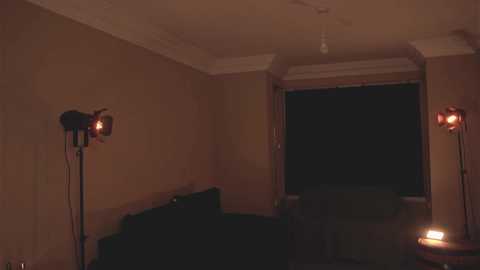 Media: lucydelovely Chaturbate 2024-01-10 01:30:00