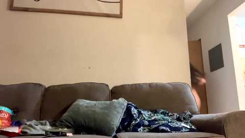 Media: kylieexoxoxo2432 Chaturbate 2024-01-11 00:55:00
