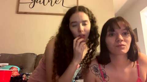Media: kylieexoxoxo2432 Chaturbate 2024-01-11 01:18:00