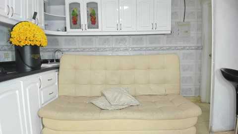 Media: your_dolls Chaturbate 2024-01-12 22:11:00
