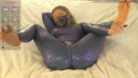 Media: blondehottiek Chaturbate 2024-01-13 15:03:00