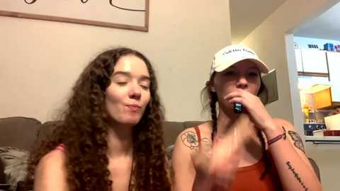 Media: kylieexoxoxo2432 Chaturbate 2024-01-13 04:08:00