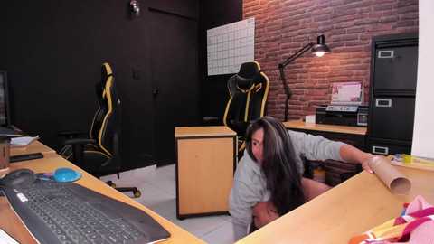 Media: _danyland_ Chaturbate 2024-01-15 01:38:00