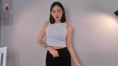 Media: elwinefaro Chaturbate 2024-01-16 08:58:00