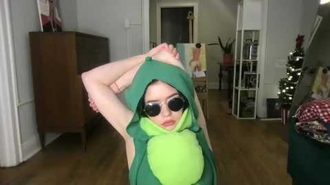 Media: littlesugarpea Chaturbate 2024-01-16 03:04:00