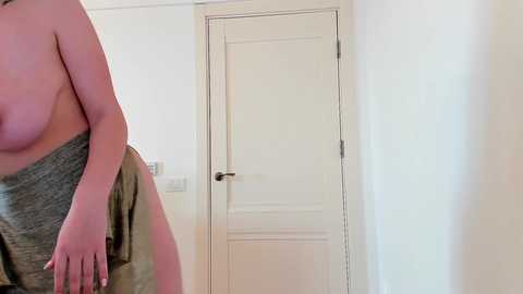 Media: devyale Chaturbate 2024-01-17 12:56:00