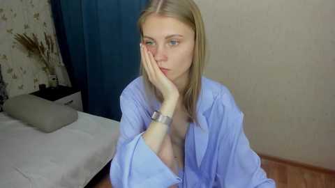 Media: phoebepaw Chaturbate 2024-01-17 13:10:00