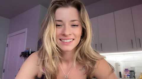 Media: saraloverays Chaturbate 2024-01-17 07:21:00