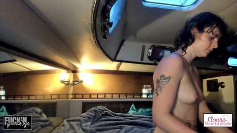 Media: _fuckinparadise Chaturbate 2024-01-18 23:11:00